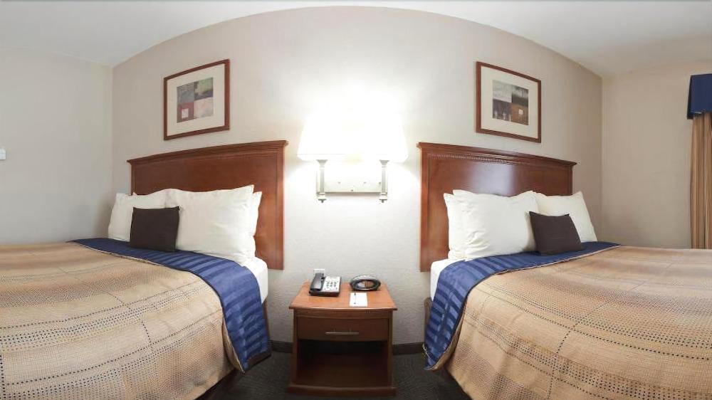 Extended America - - Kingwood Hotel