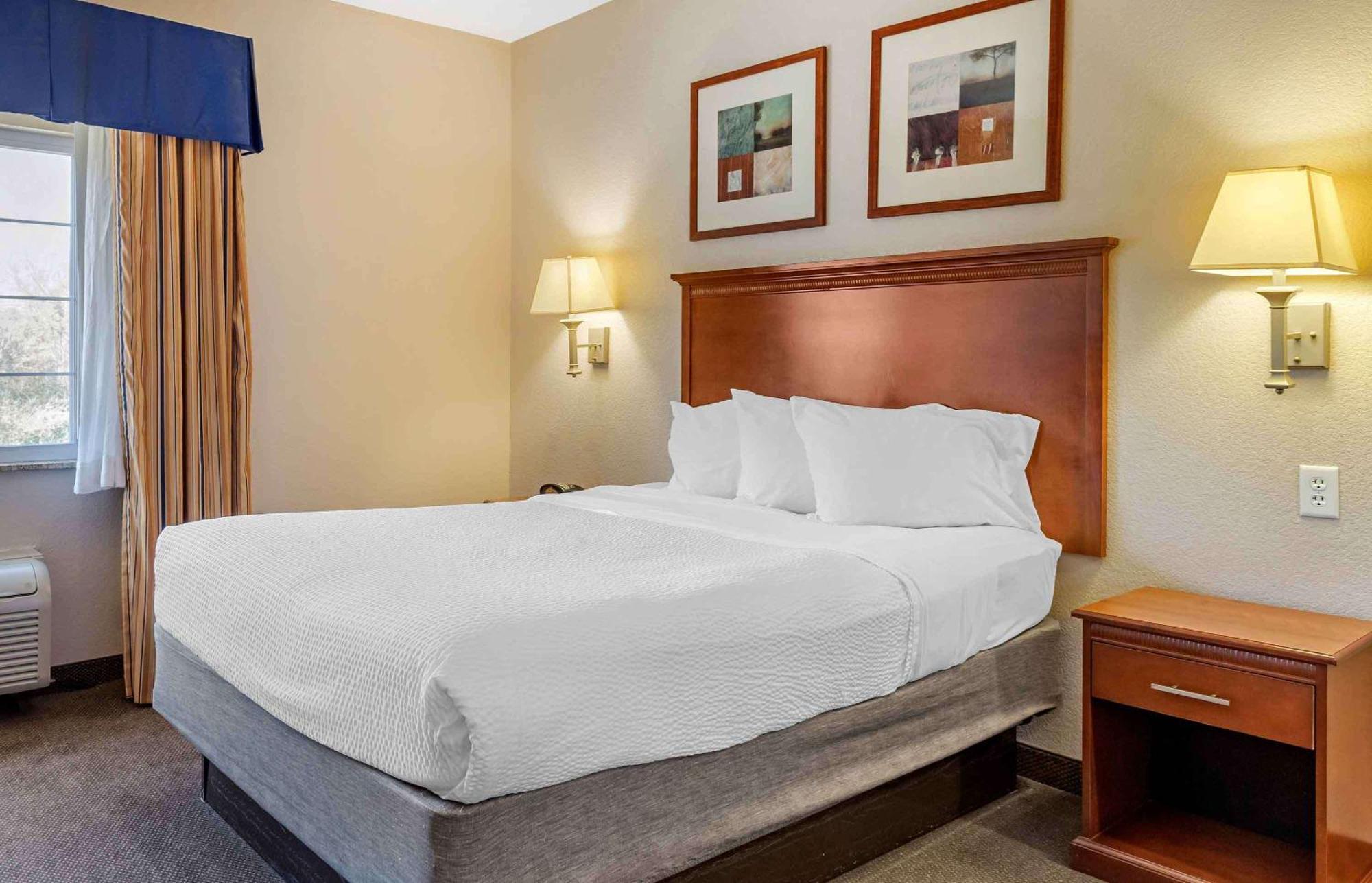 Extended America - - Kingwood 2* Houston