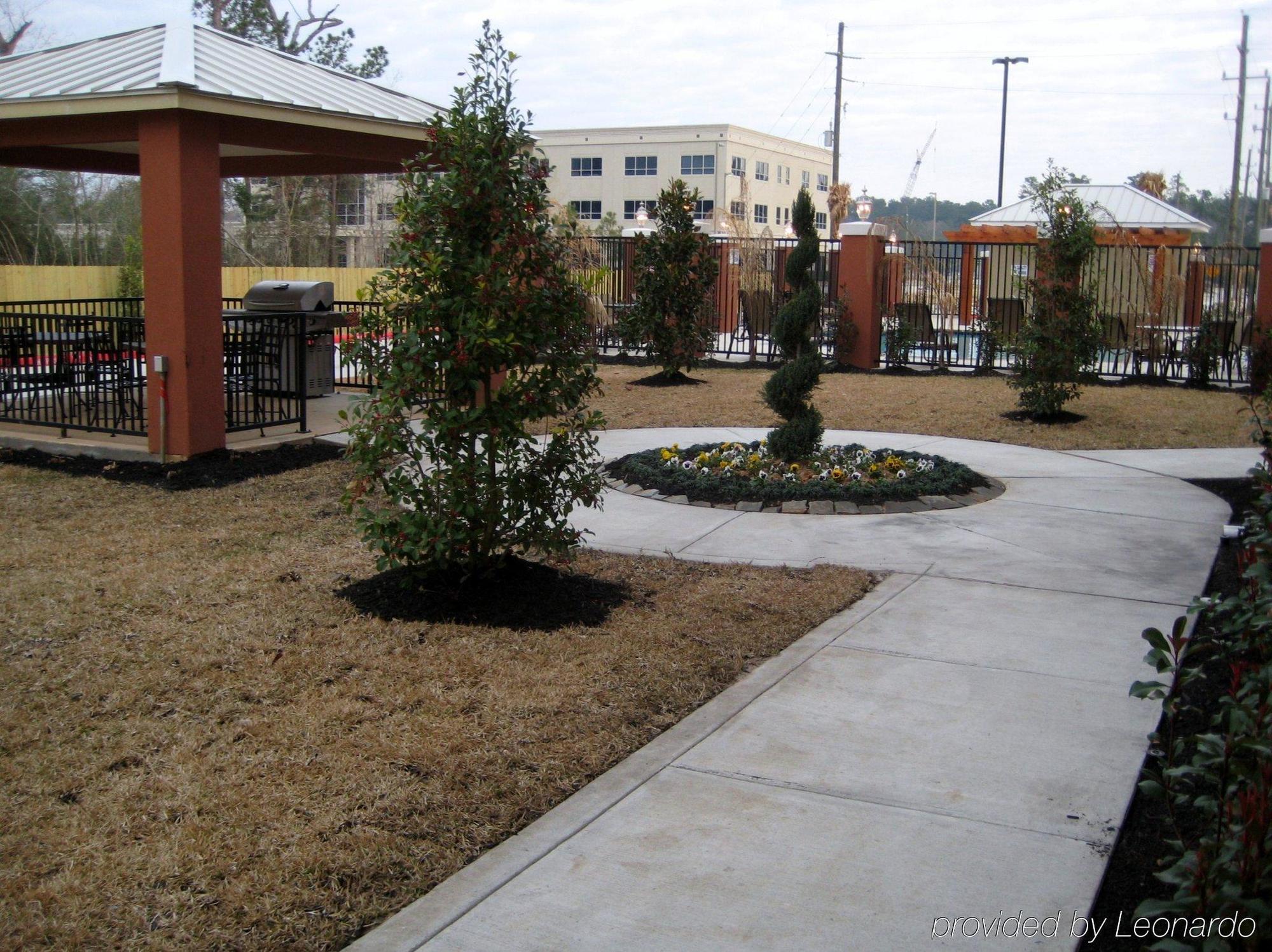 Extended America - - Kingwood Hotel